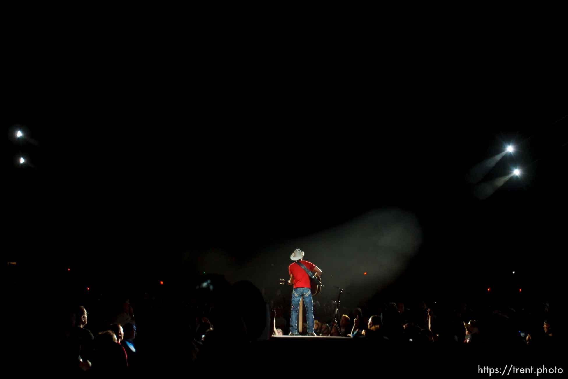 Country superstar Brad Paisley performs at Usana Amphitheater Saturday, September 19 2009 in West Valley City.