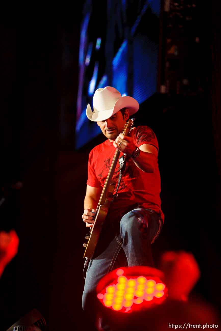 Country superstar Brad Paisley performs at Usana Amphitheater Saturday, September 19 2009 in West Valley City.