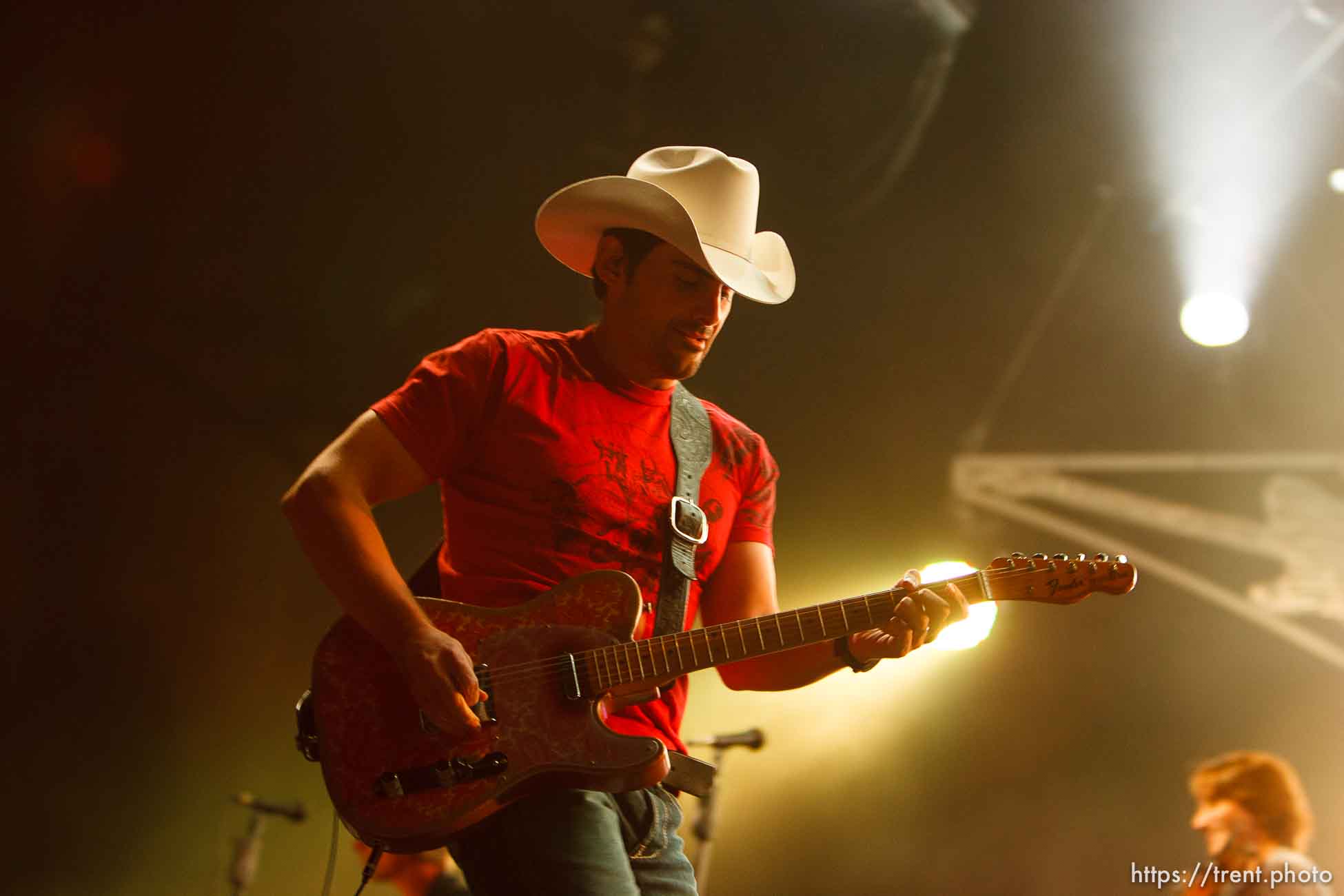 Country superstar Brad Paisley performs at Usana Amphitheater Saturday, September 19 2009 in West Valley City.