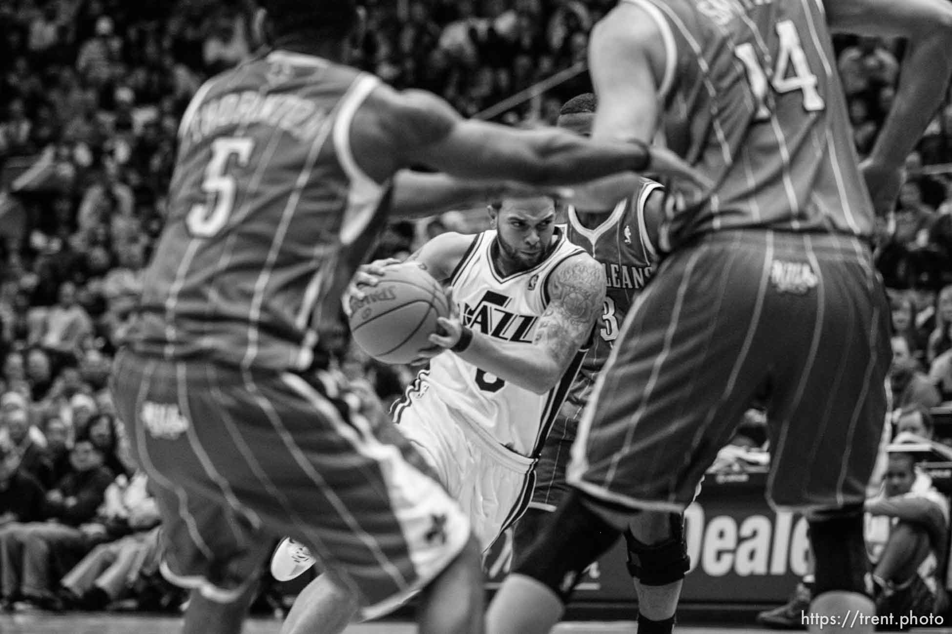 Utah Jazz v New Orleans Hornets