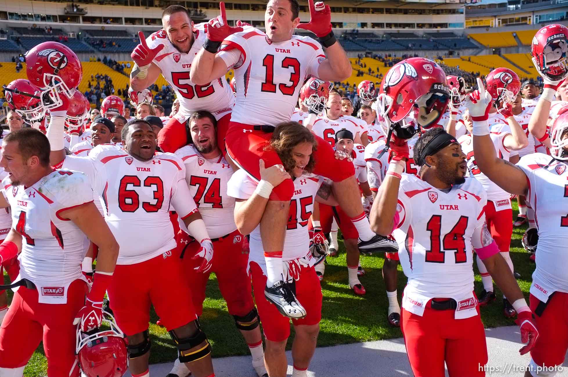 utah vs. pitt, heinz field in Pittsburgh, Pennsylvania, Saturday, October 15, 2011.