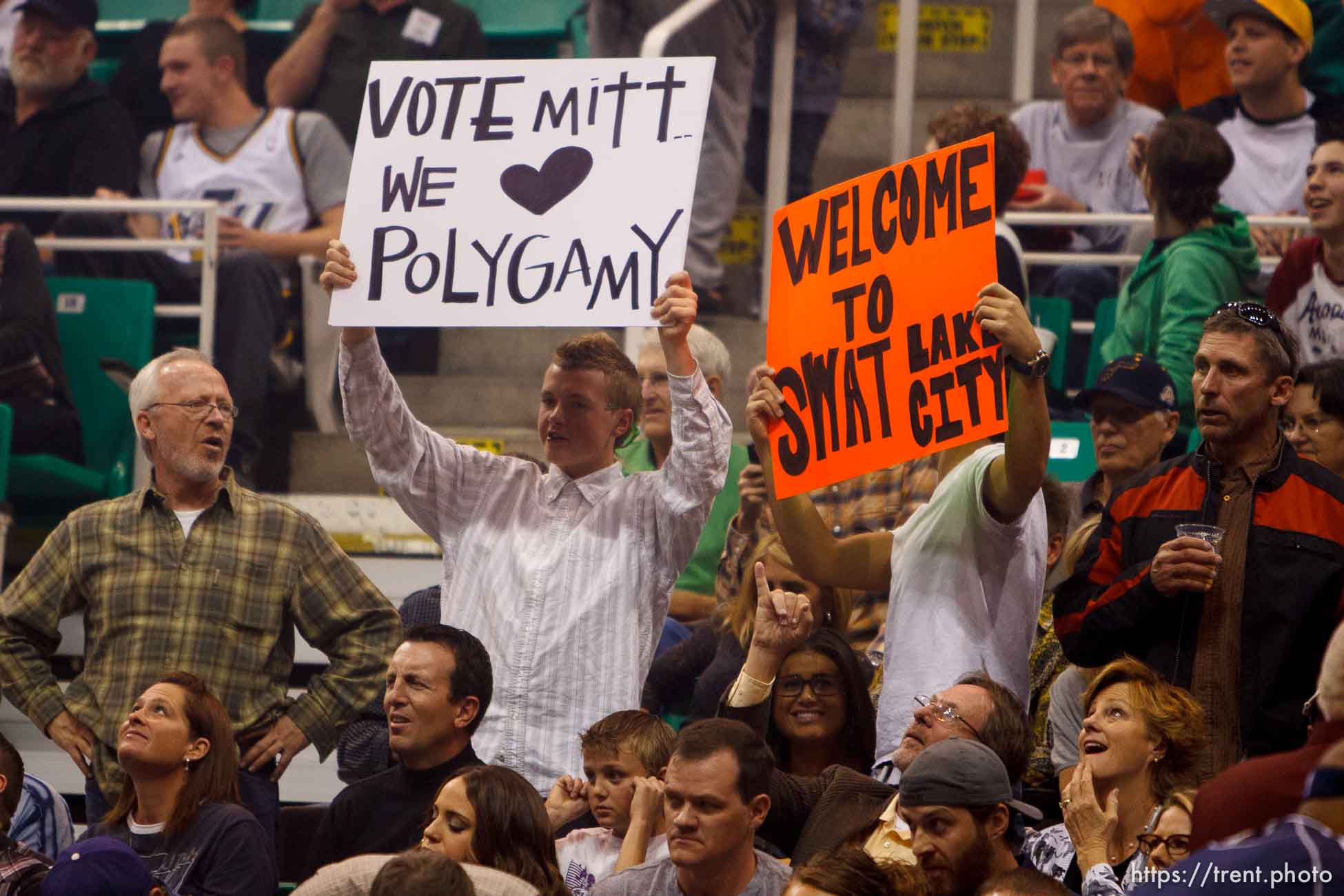 Vote Mitt, We Love Polygamy