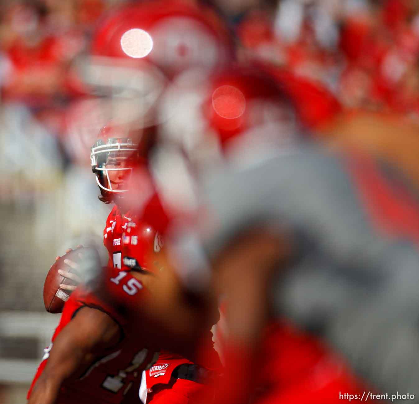 Trent Nelson  |  The Salt Lake Tribune
Utah quarterback Travis Wilson (7) looks to pass as Utah hosts Washington State, college football at Rice-Eccles Stadium Saturday November 3, 2012 in Salt Lake City.