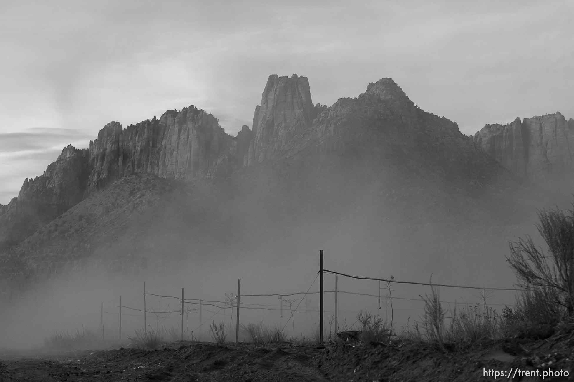 dust, el capitan Thursday November 29, 2012.