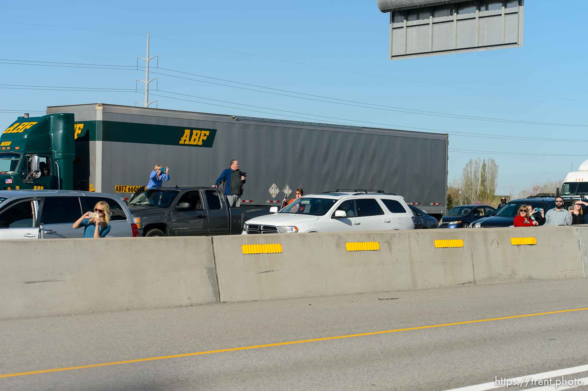 Trent Nelson  |  The Salt Lake Tribune
Onlookers line the route of President Barack Obama's motorcade as it makes its way from Salt Lake City to Hill Air Force Base, Friday April 3, 2015.