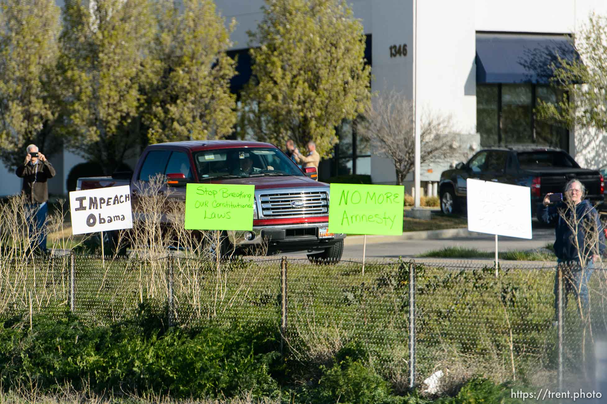 Trent Nelson  |  The Salt Lake Tribune
Onlookers line the route of President Barack Obama's motorcade as it makes its way from Salt Lake City to Hill Air Force Base, Friday April 3, 2015.