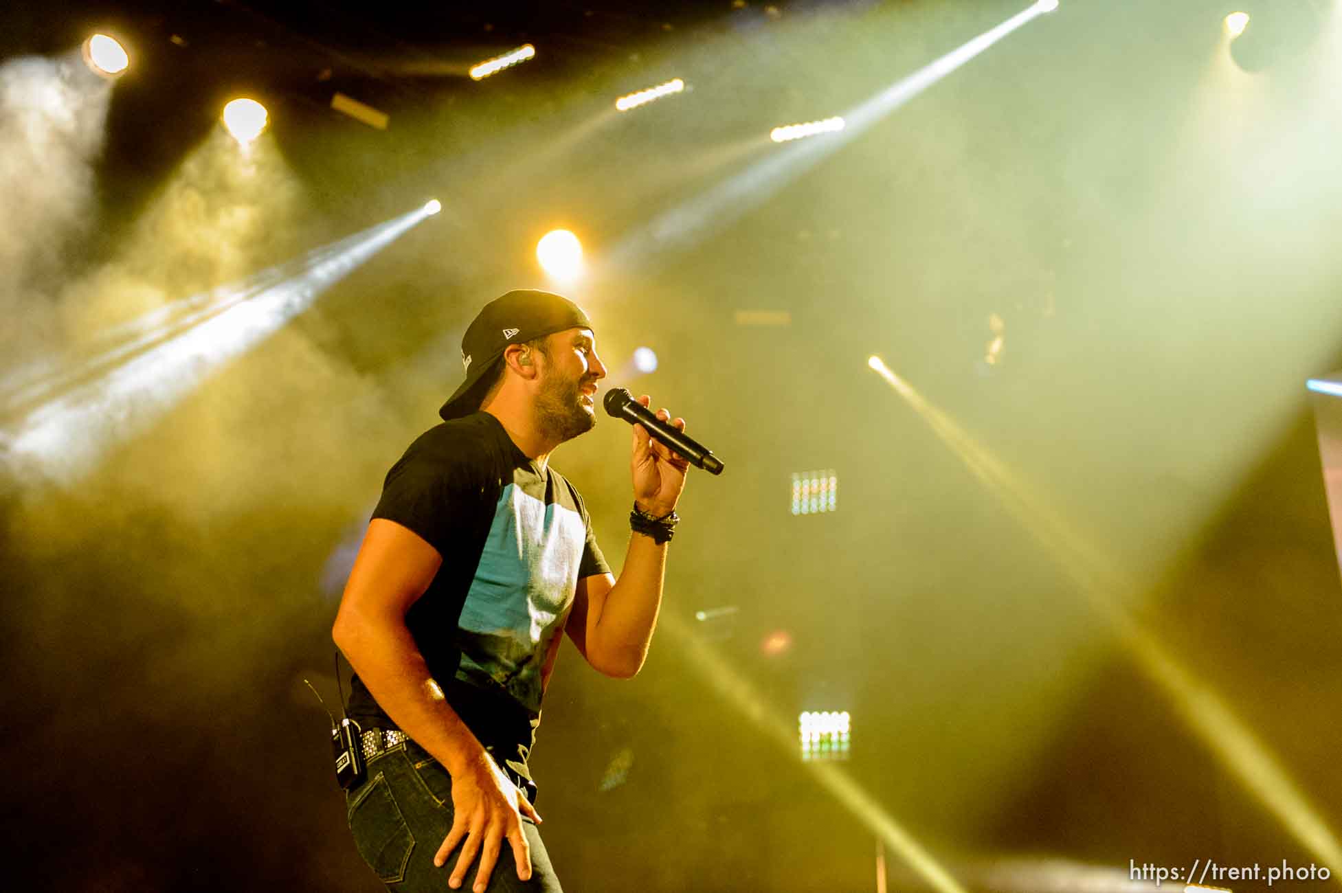 Trent Nelson  |  The Salt Lake Tribune
Luke Bryan performs at USANA Amphitheatre in West Valley City, Wednesday August 26, 2015.