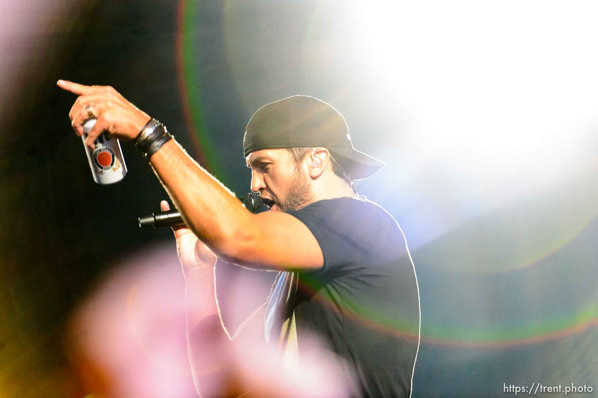 Trent Nelson  |  The Salt Lake Tribune
Luke Bryan performs at USANA Amphitheatre in West Valley City, Wednesday August 26, 2015.