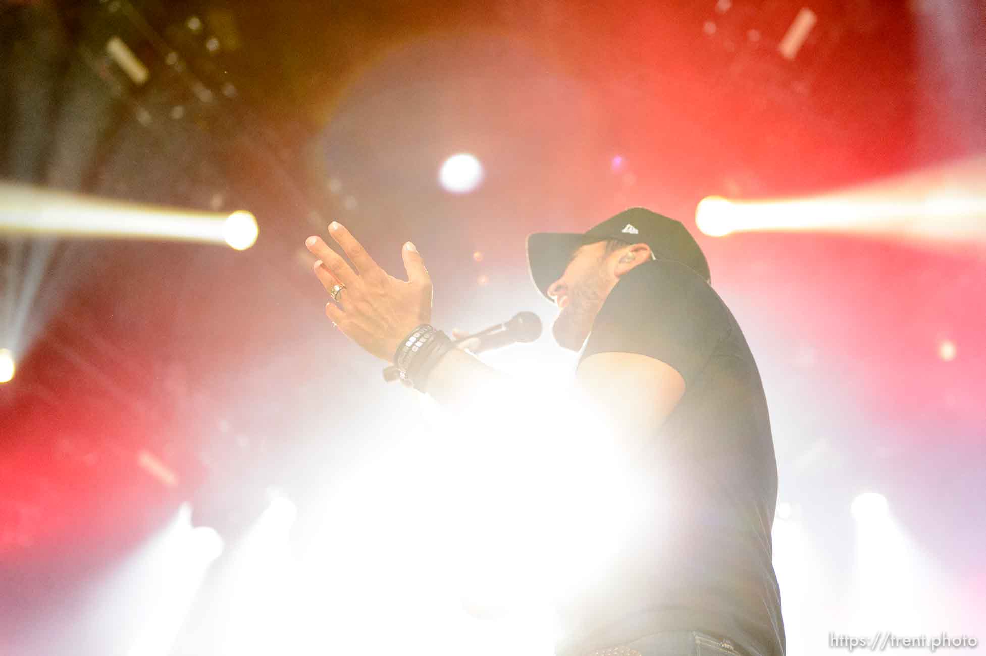 Trent Nelson  |  The Salt Lake Tribune
Luke Bryan performs at USANA Amphitheatre in West Valley City, Wednesday August 26, 2015.