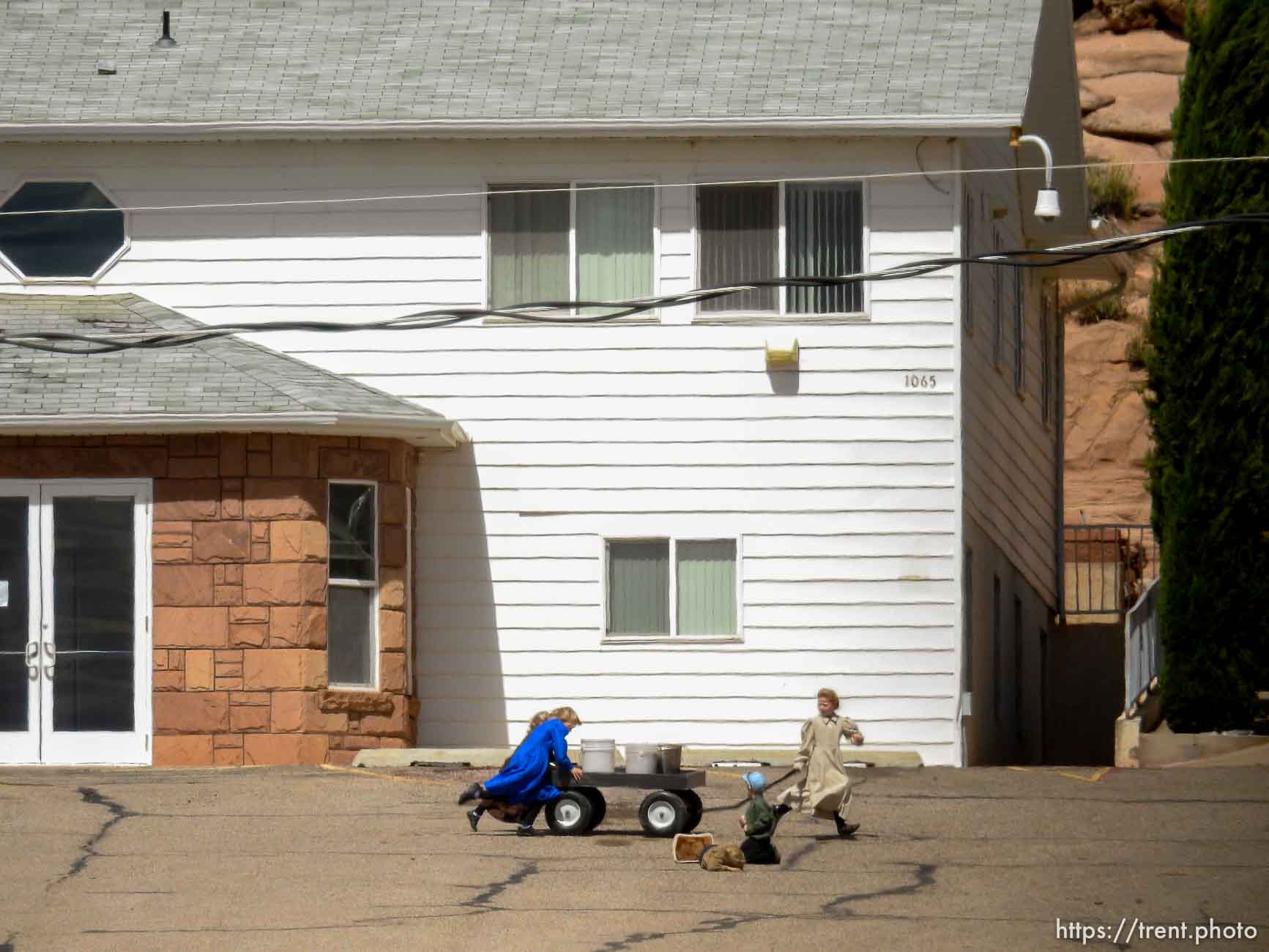 Trent Nelson  |  The Salt Lake Tribune
people in the Hildale clinic compound, Wednesday September 16, 2015.