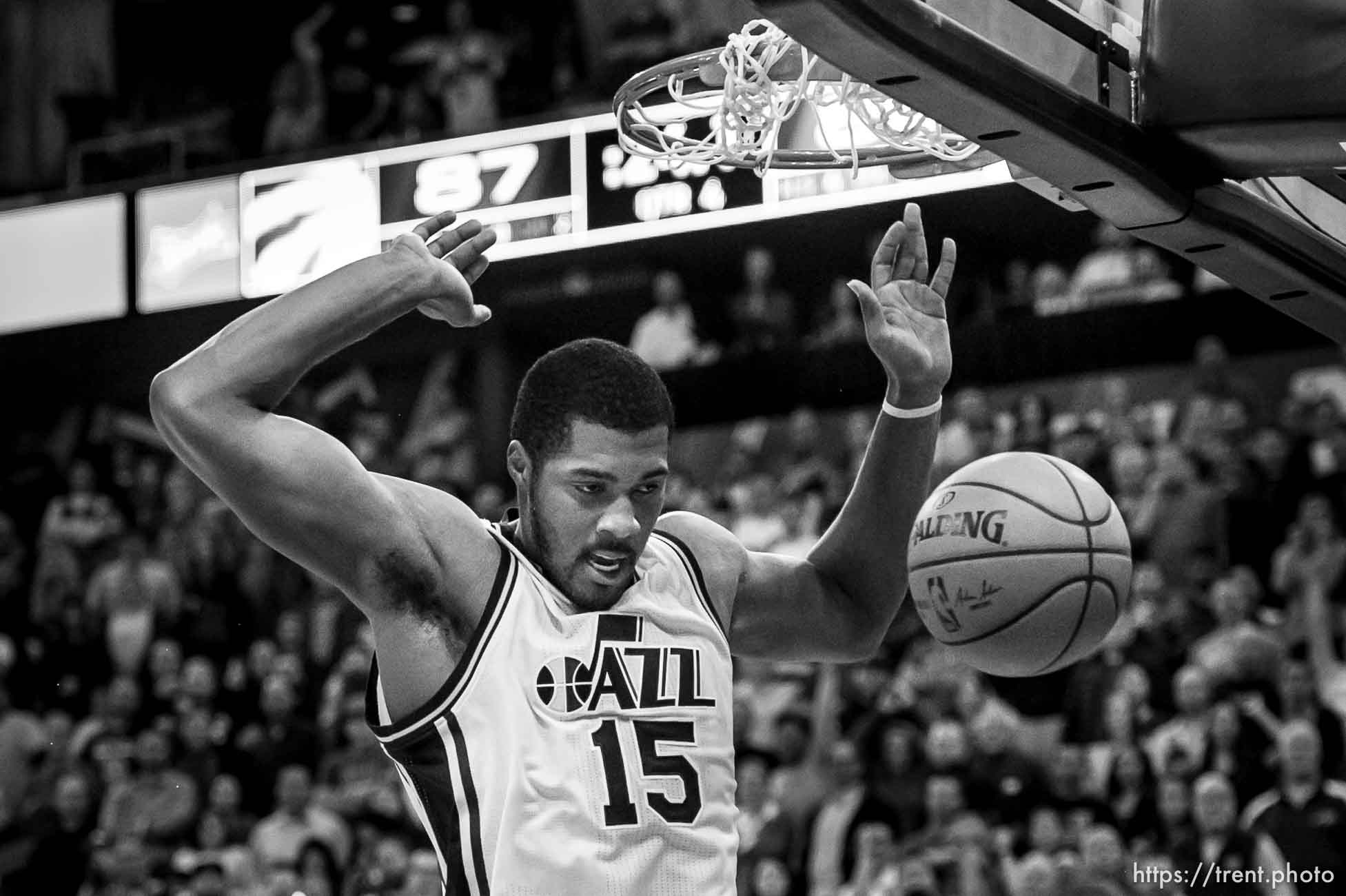 Trent Nelson  |  The Salt Lake Tribune
Utah Jazz forward Derrick Favors (15) gives the Jazz a 4-point lead with less than 24 seconds to go as the Utah Jazz host the Toronto Raptors, NBA basketball at Vivint Smart Home Arena in Salt Lake City, Wednesday November 18, 2015.