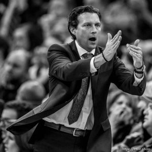 Trent Nelson  |  The Salt Lake Tribune
Utah Jazz head coach Quin Snyder calls for a timeout as the Utah Jazz host the Toronto Raptors, NBA basketball at Vivint Smart Home Arena in Salt Lake City, Wednesday November 18, 2015.