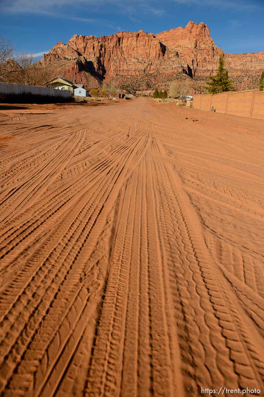 Trent Nelson  |  The Salt Lake Tribune
dirt road, vermillion cliffs, in Hildale, Wednesday December 2, 2015.