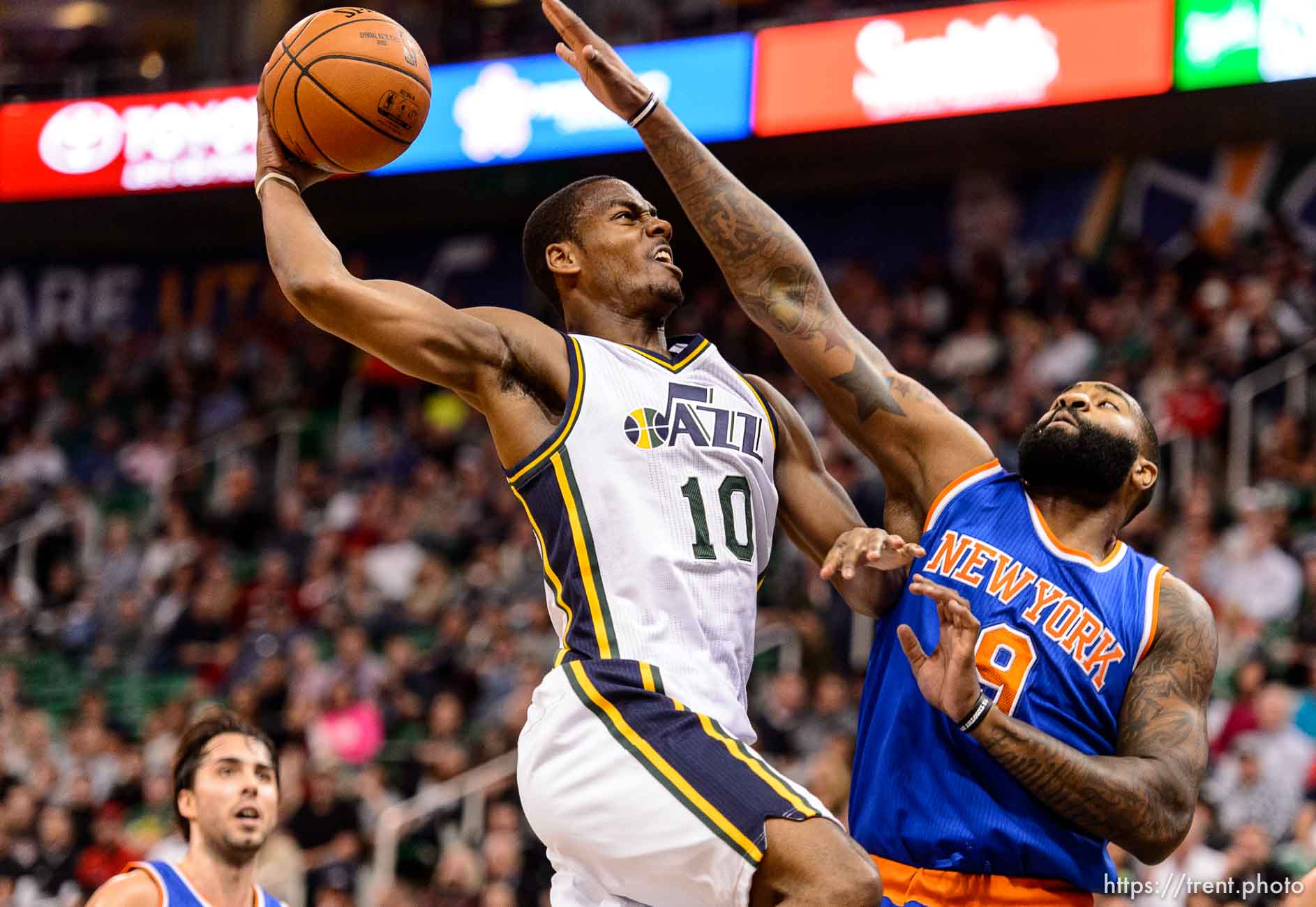 Trent Nelson  |  The Salt Lake Tribune
Utah Jazz guard Alec Burks (10) goes up for a dunk, with New York Knicks forward Kyle O'Quinn (9) defending, as the Utah Jazz host the New York Knicks, NBA basketball at Vivint Smart Home Arena, Wednesday December 9, 2015.