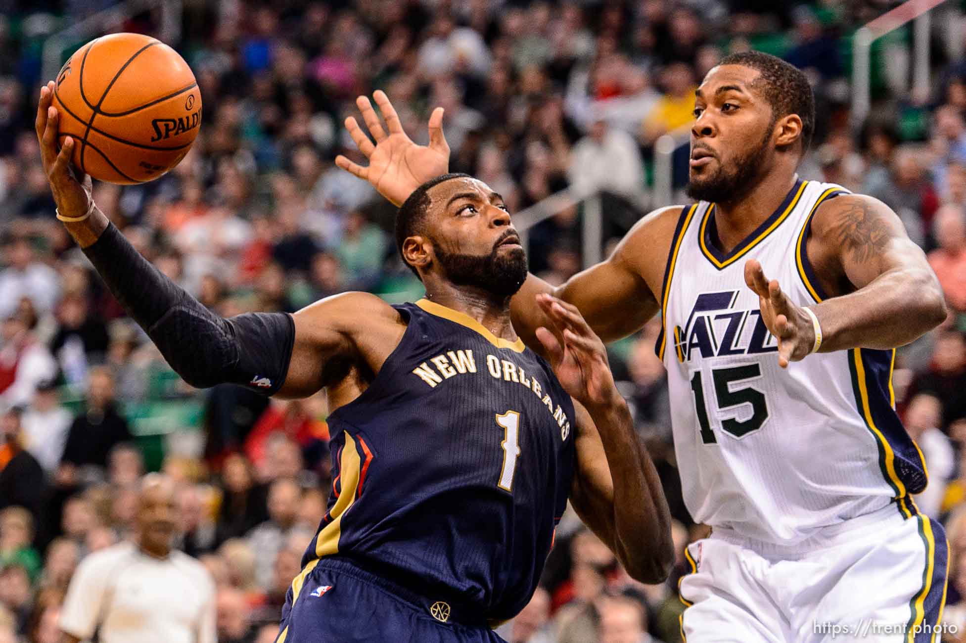 Trent Nelson  |  The Salt Lake Tribune
New Orleans Pelicans guard Tyreke Evans (1) drives on Utah Jazz forward Derrick Favors (15) as the Utah Jazz host the New Orleans Pelicans, NBA basketball in Salt Lake City, Wednesday December 16, 2015.