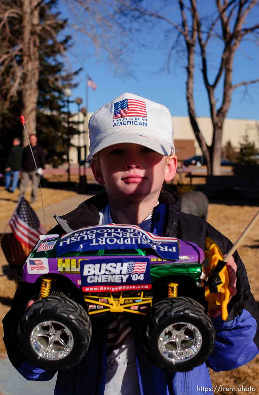 Casper - remote controlled truck covered with flags.