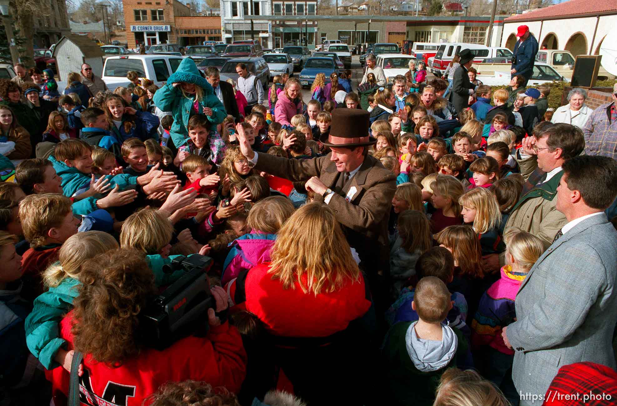 Utah Governor Mike Leavitt greats kids in Milford during the Governor's Centennial Train trip