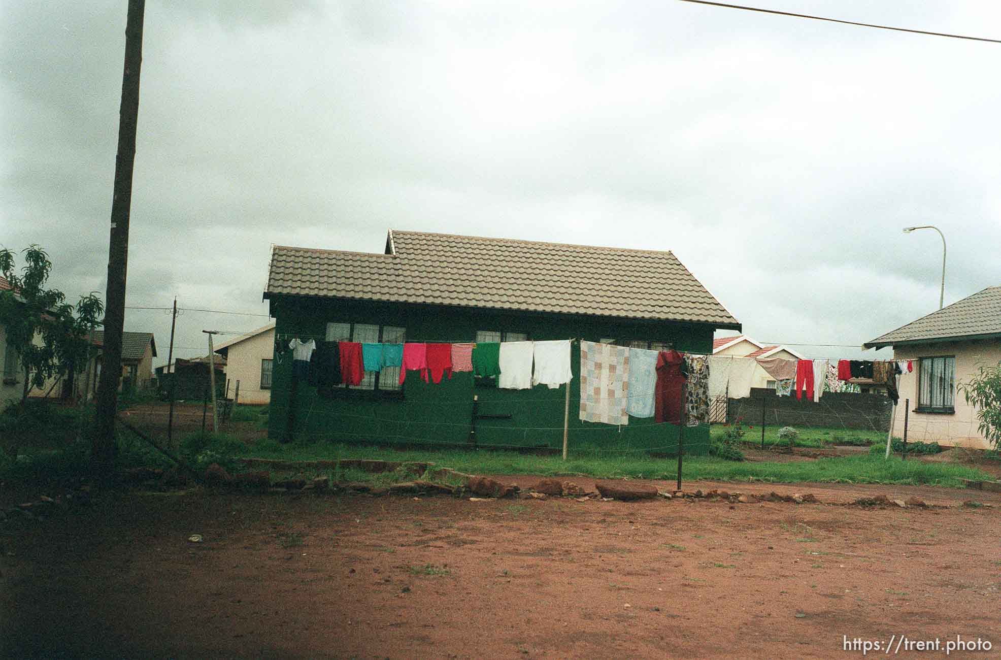 Street scene. laundry on line.