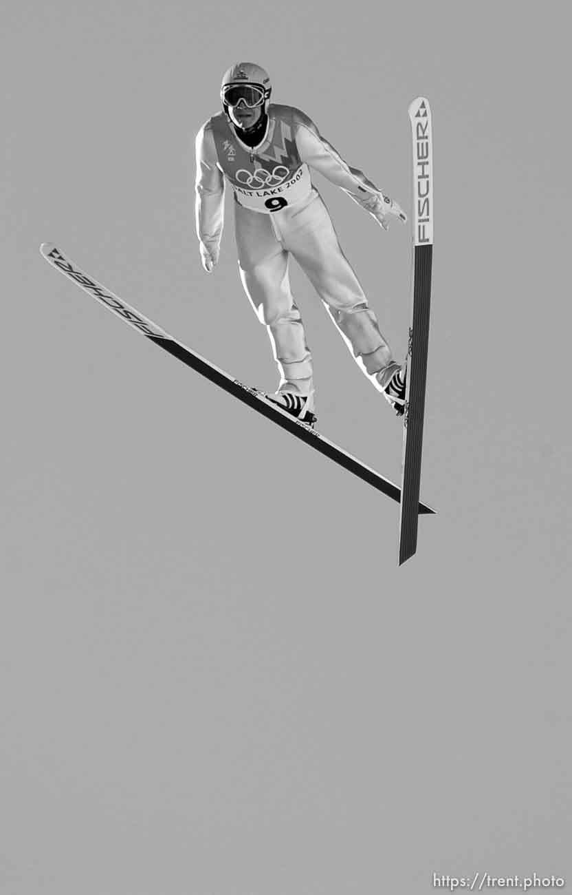 First round of the Nordic Combined K90 ski jump, 2002 Olympic Winter Games.; 02.09.2002, 10:13:53 AM