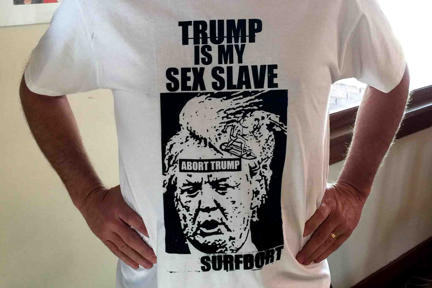 Trump is my sex slave / Surfbort