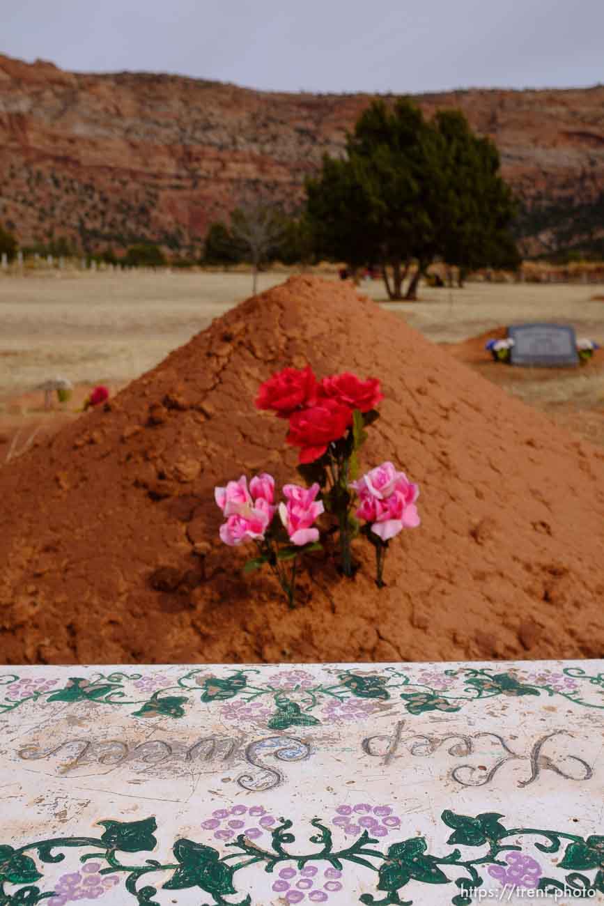 Keep Sweet. Isaac W. Carling Memorial Park, Colorado City, Friday March 16, 2018.