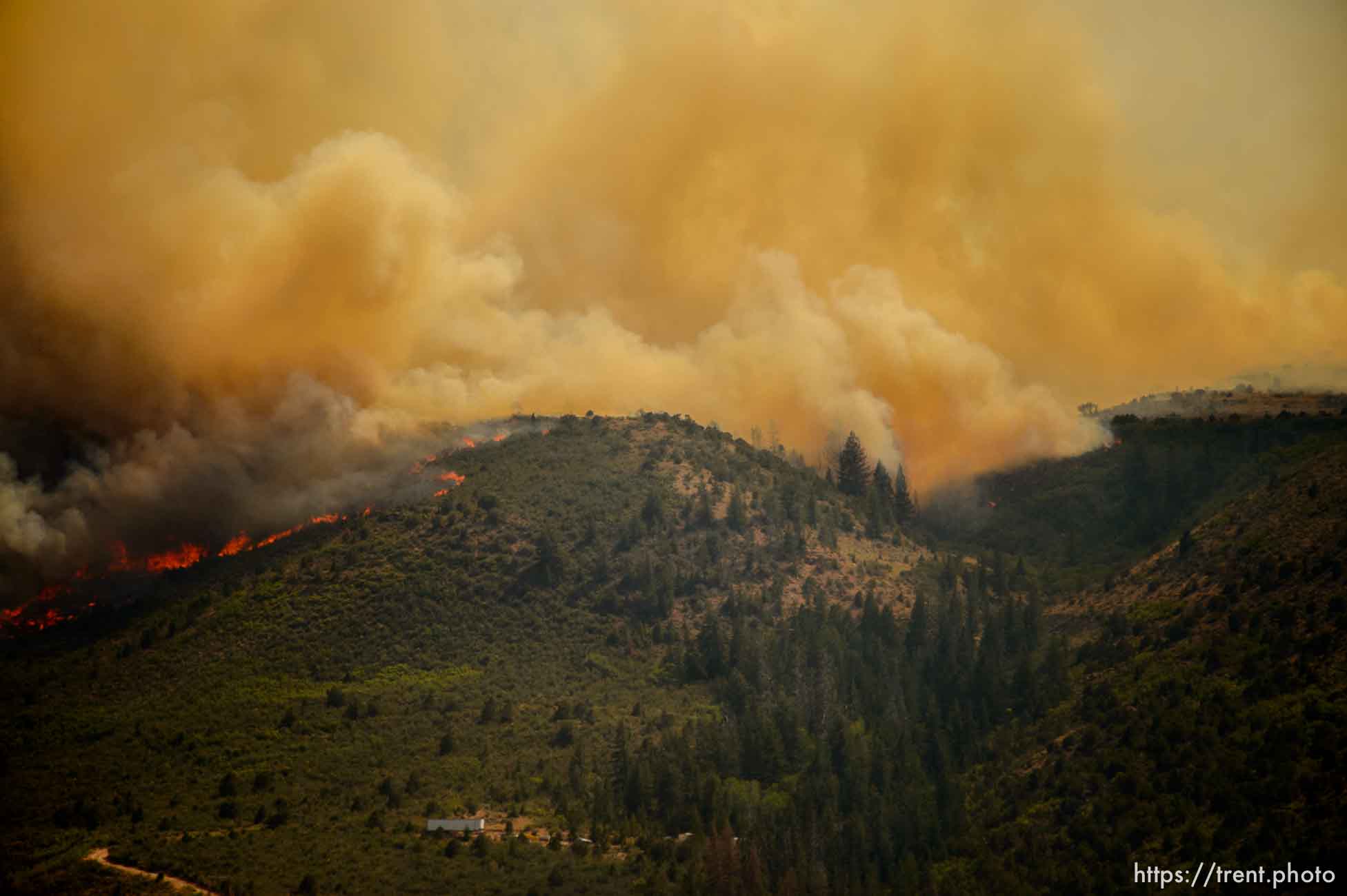 (Trent Nelson | The Salt Lake Tribune)
The Dollar Ridge Fire seen from Fruitland in Duchesne County, Tuesday July 3, 2018.