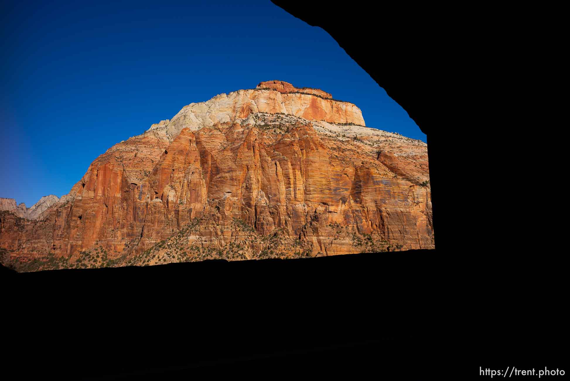 (Trent Nelson | The Salt Lake Tribune)  
Zion National Park, Saturday Jan. 12, 2019. tunnel