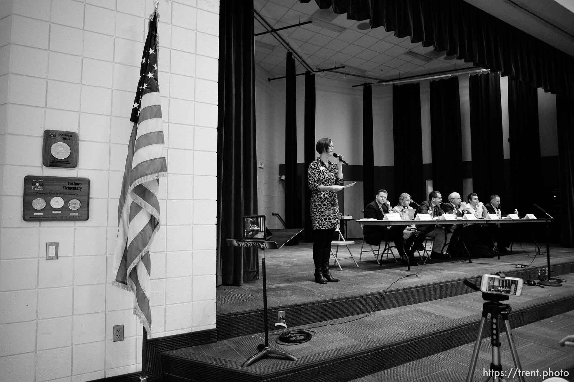 (Trent Nelson | The Salt Lake Tribune)
Upset community members attend a meeting over worry that a ban on big trucks on Legacy Parkway is about to expire, unless the Legislature extends it. Angie Keeton opens the meeting at Foxboro Elementary School in North Salt Lake on Wednesday Jan. 16, 2019.