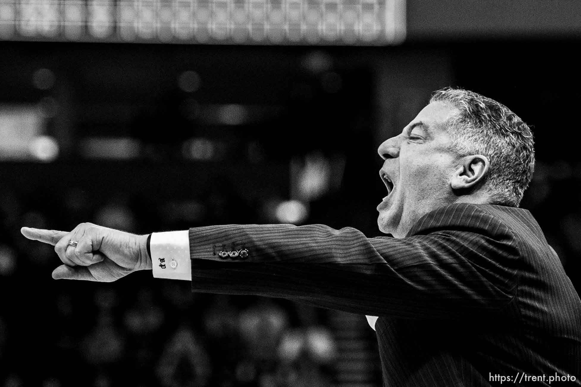 (Trent Nelson | The Salt Lake Tribune)  
Auburn Tigers head coach Bruce Pearl  as Auburn faces New Mexico State in the 2019 NCAA Tournament in Salt Lake City on Thursday March 21, 2019.