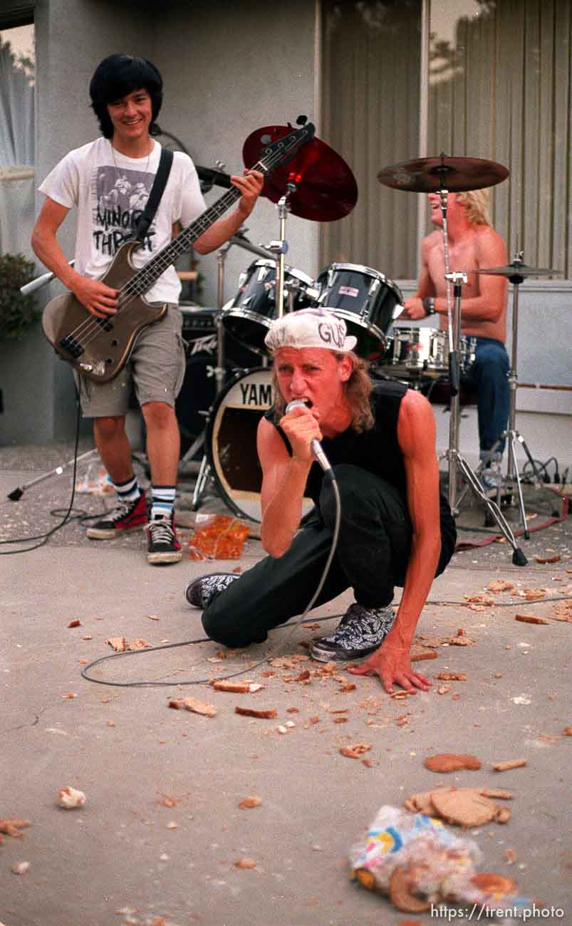 Subterranean Psychosis, backyard show.