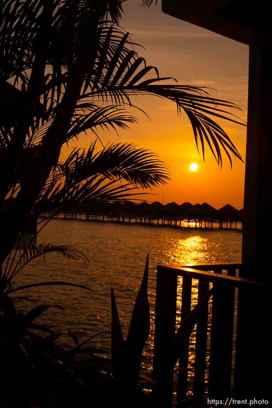 sunset, AVANI Sepang Goldcoast Resort, July 29, 2019