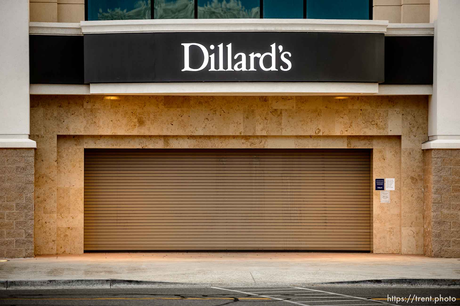 Dillard's