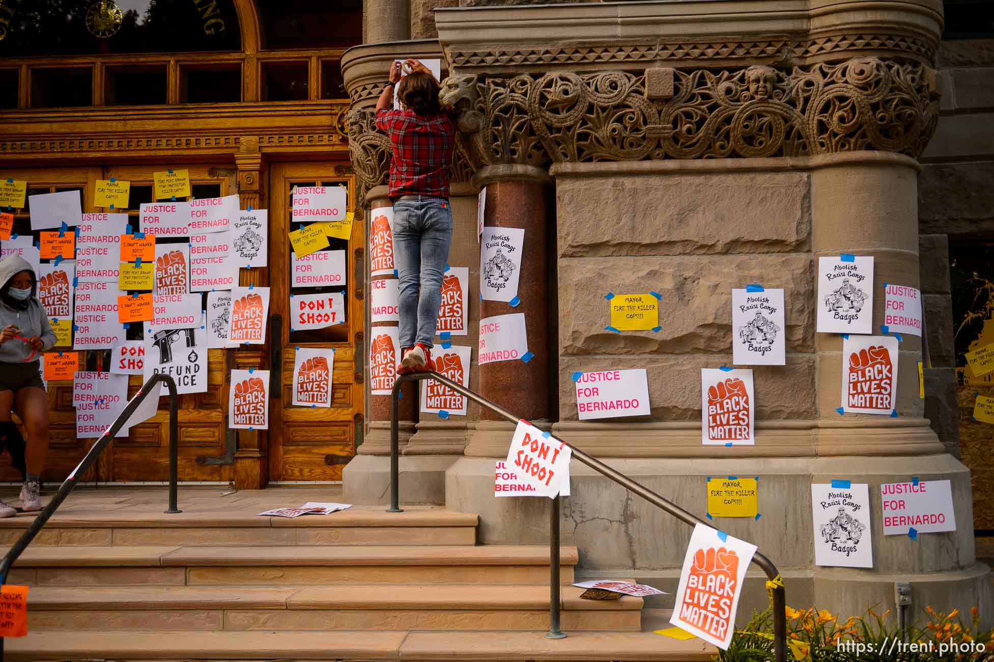 (Trent Nelson  |  The Salt Lake Tribune) Protest, justice for Bernardo Palacios-Carbajal, Salt Lake City, on Thursday, June 18, 2020.