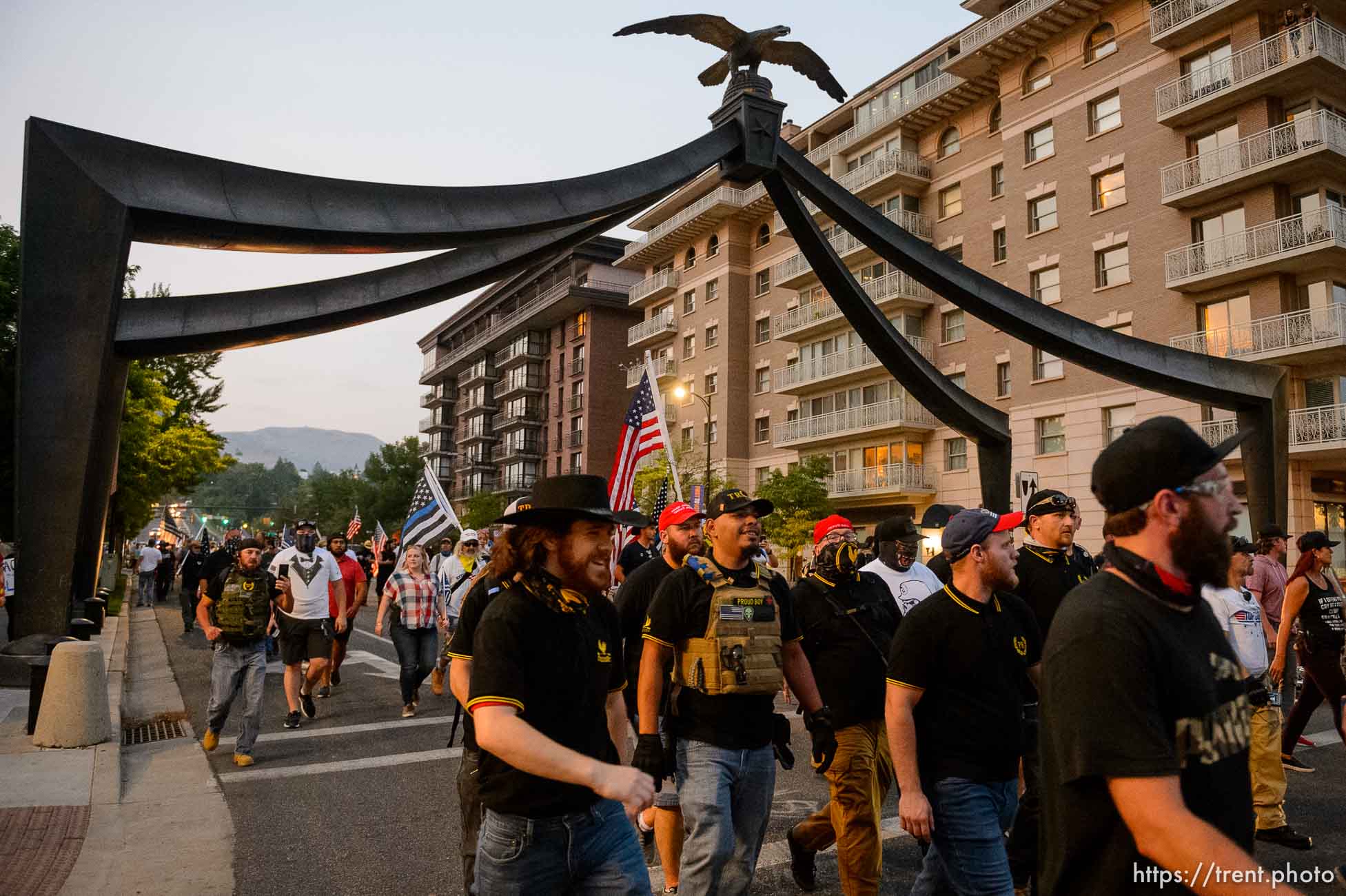 (Trent Nelson  |  The Salt Lake Tribune) A rally in support of police, marching on State Street in Salt Lake City on Saturday, Aug. 22, 2020.