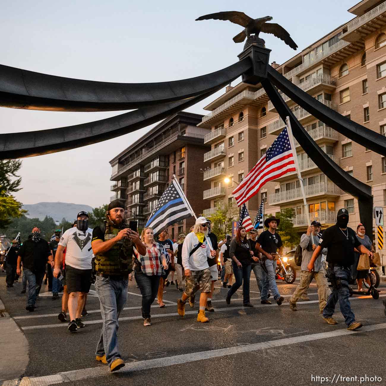 (Trent Nelson  |  The Salt Lake Tribune) A rally in support of police, marching on State Street in Salt Lake City on Saturday, Aug. 22, 2020.