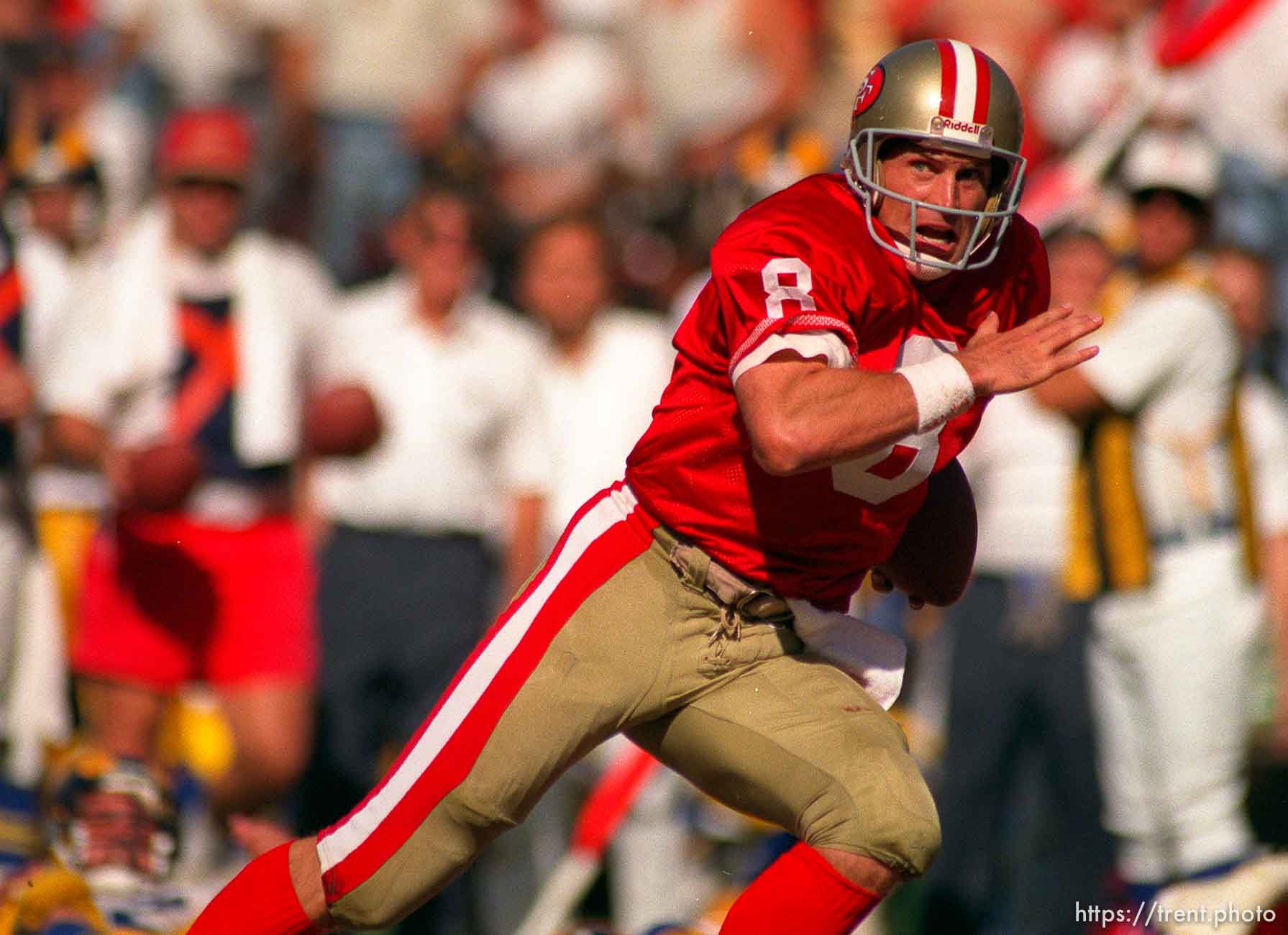 Steve Young runs for a game-winning touchdown at 49ers vs. Rams.