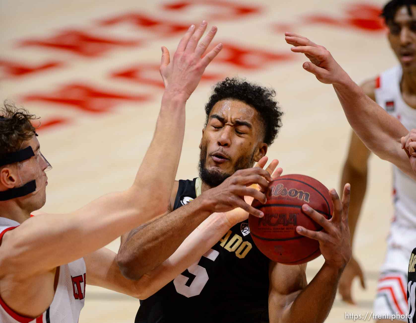 (Trent Nelson  |  The Salt Lake Tribune) Colorado Buffaloes guard D'Shawn Schwartz (5) as Utah hosts Colorado, NCAA basketball in Salt Lake City on Monday, Jan. 11, 2021.