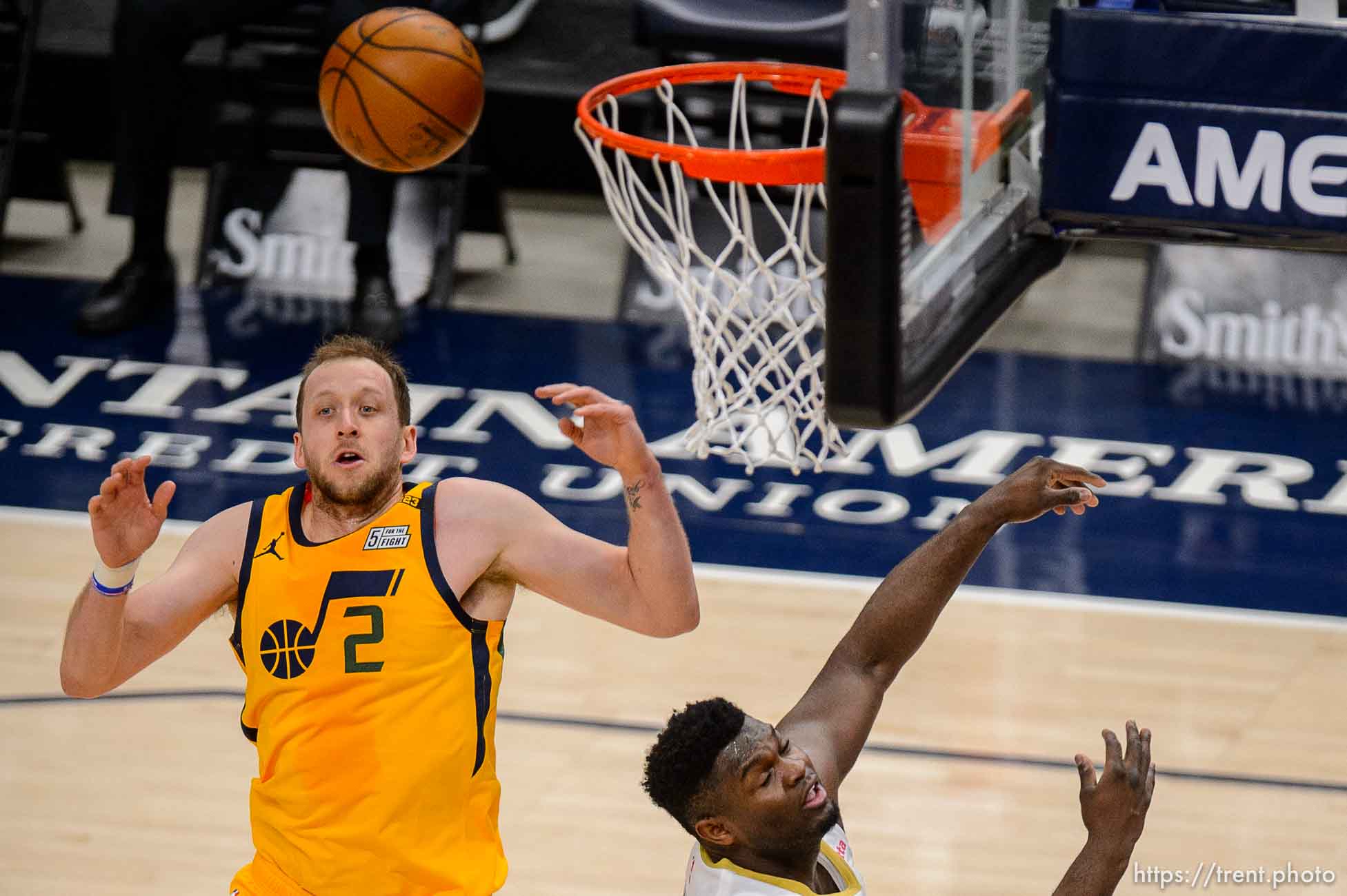 (Trent Nelson  |  The Salt Lake Tribune) Utah Jazz forward Joe Ingles (2) and New Orleans Pelicans forward Zion Williamson (1) as the Utah Jazz host the New Orleans Pelicans, NBA basketball in Salt Lake City on Tuesday, Jan. 19, 2021.