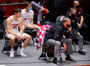 (Trent Nelson  |  The Salt Lake Tribune) Utah coach Larry Krystkowiak looks on in the final seconds of the loss as Utah hosts Oregon State, NCAA basketball in Salt Lake City on Wednesday, March 3, 2021.