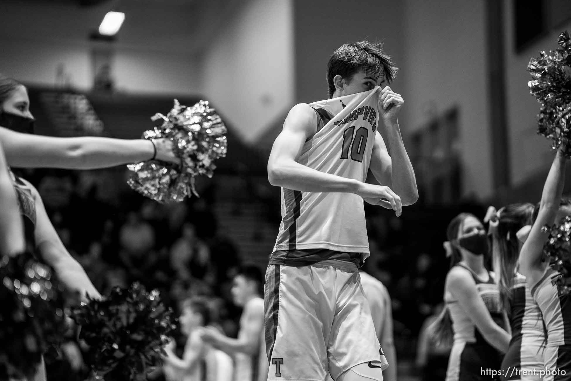 (Trent Nelson  |  The Salt Lake Tribune) Timpview vs Farmington, high school basketball semifinals, in Taylorsville on Friday, March 5, 2021. Jake Wahlin