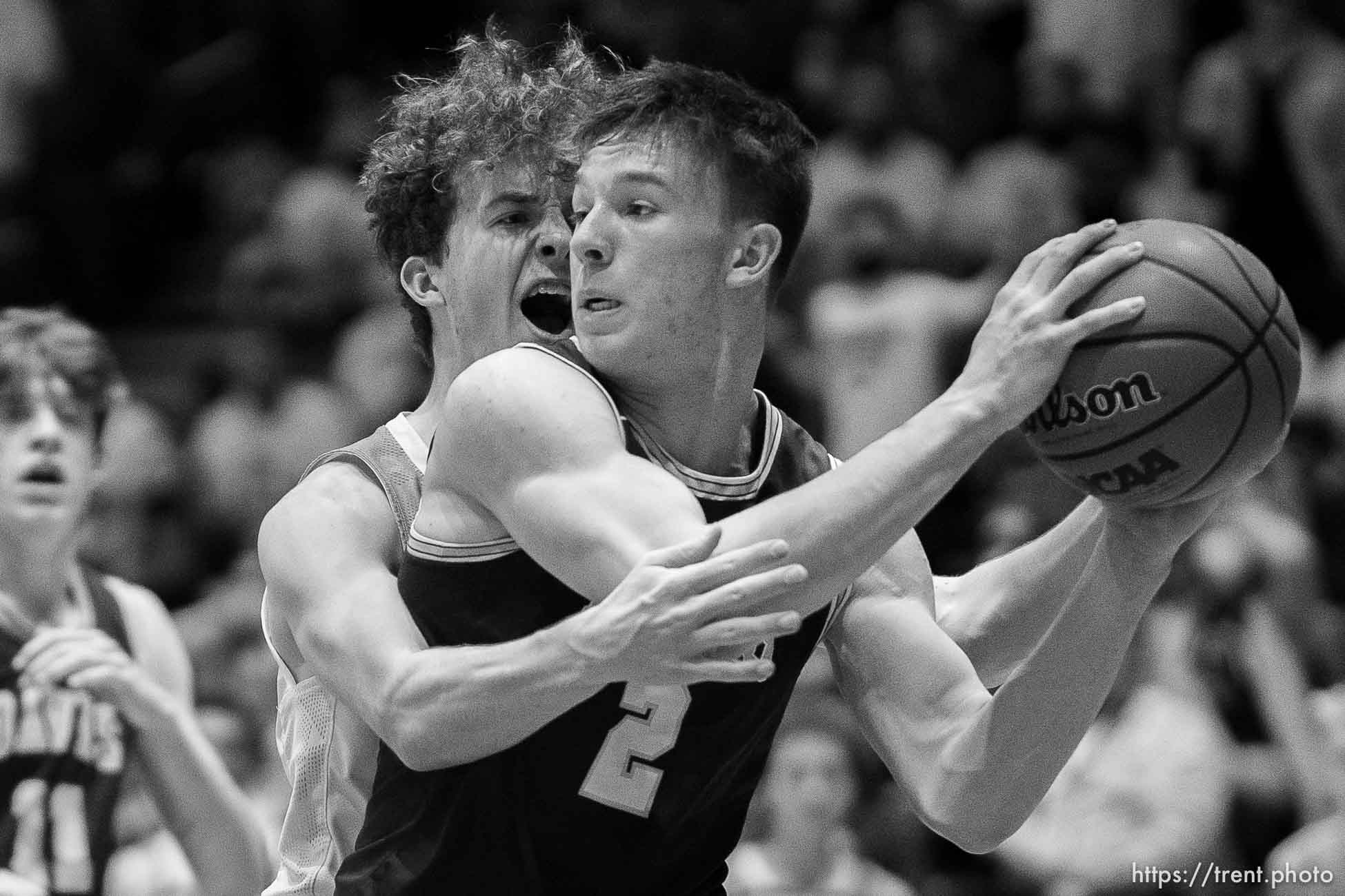 (Trent Nelson  |  The Salt Lake Tribune) Westlake's Kaden Hoppins defending Davis's Chance Trujillo as Davis defeats Westlake High School in the 6A boys basketball state championship game, in Taylorsville on Saturday, March 6, 2021.