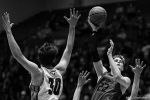 (Trent Nelson  |  The Salt Lake Tribune) Farmington's Truman Hendry shoots the ball as Lehi faces Farmington High School in the 5A boys basketball state championship game, in Taylorsville on Saturday, March 6, 2021.