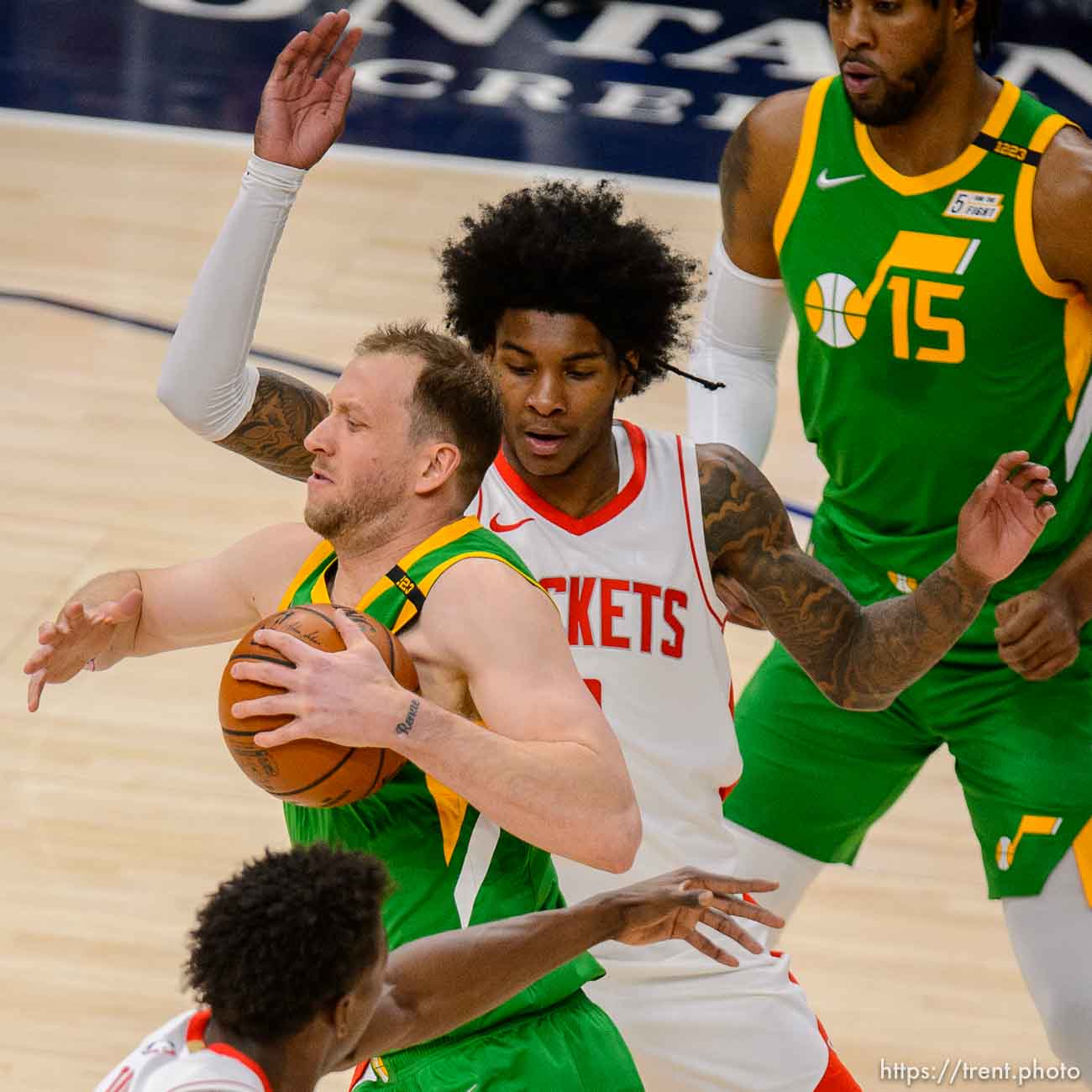 (Trent Nelson  |  The Salt Lake Tribune) Utah Jazz forward Joe Ingles (2) drives past Houston Rockets guard Kevin Porter Jr. (3) as the Utah Jazz host the Houston Rockets, NBA basketball in Salt Lake City on Friday, March 12, 2021.