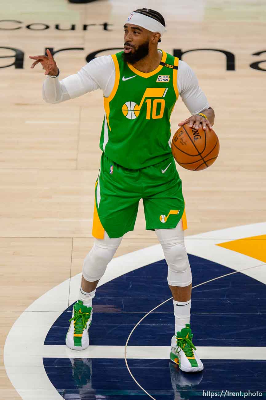 (Trent Nelson  |  The Salt Lake Tribune) Utah Jazz guard Mike Conley (10) as the Utah Jazz host the Houston Rockets, NBA basketball in Salt Lake City on Friday, March 12, 2021.