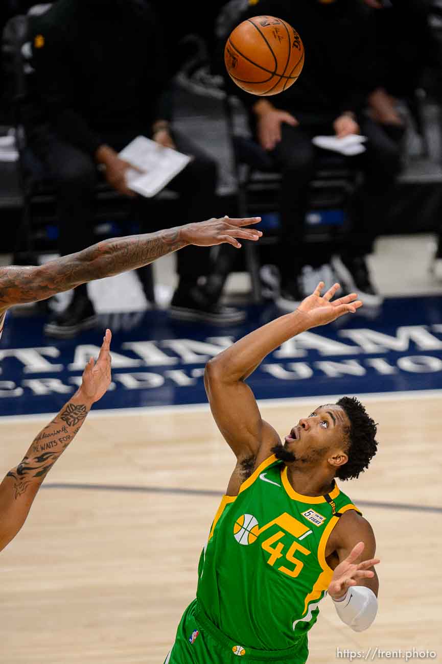 (Trent Nelson  |  The Salt Lake Tribune) Utah Jazz guard Donovan Mitchell (45) as the Utah Jazz host the Houston Rockets, NBA basketball in Salt Lake City on Friday, March 12, 2021.