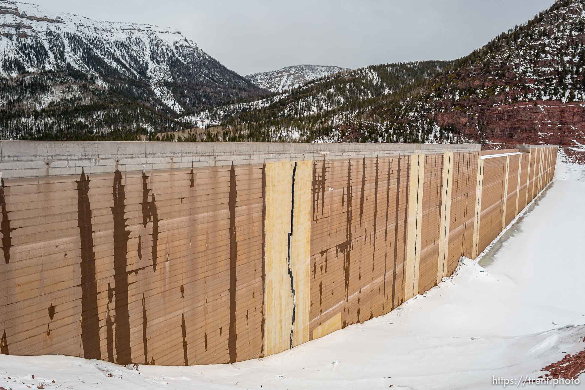 (Trent Nelson | The Salt Lake Tribune) Water level and snowpack at Upper Stillwater Dam on Saturday, March 20, 2021.