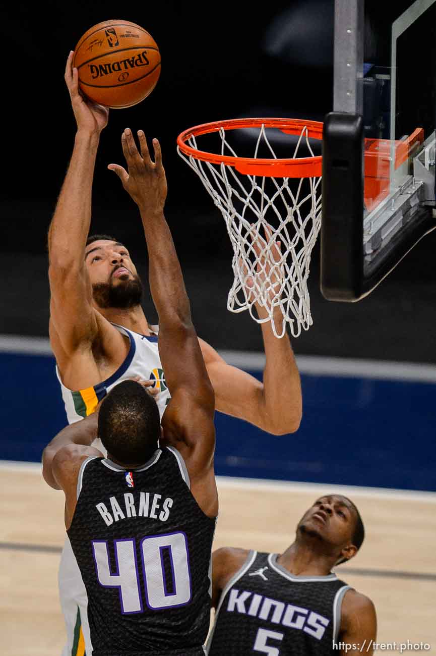 (Trent Nelson  |  The Salt Lake Tribune) Utah Jazz center Rudy Gobert (27) as the Utah Jazz host the Sacramento Kings, NBA basketball in Salt Lake City on Saturday, April 10, 2021.