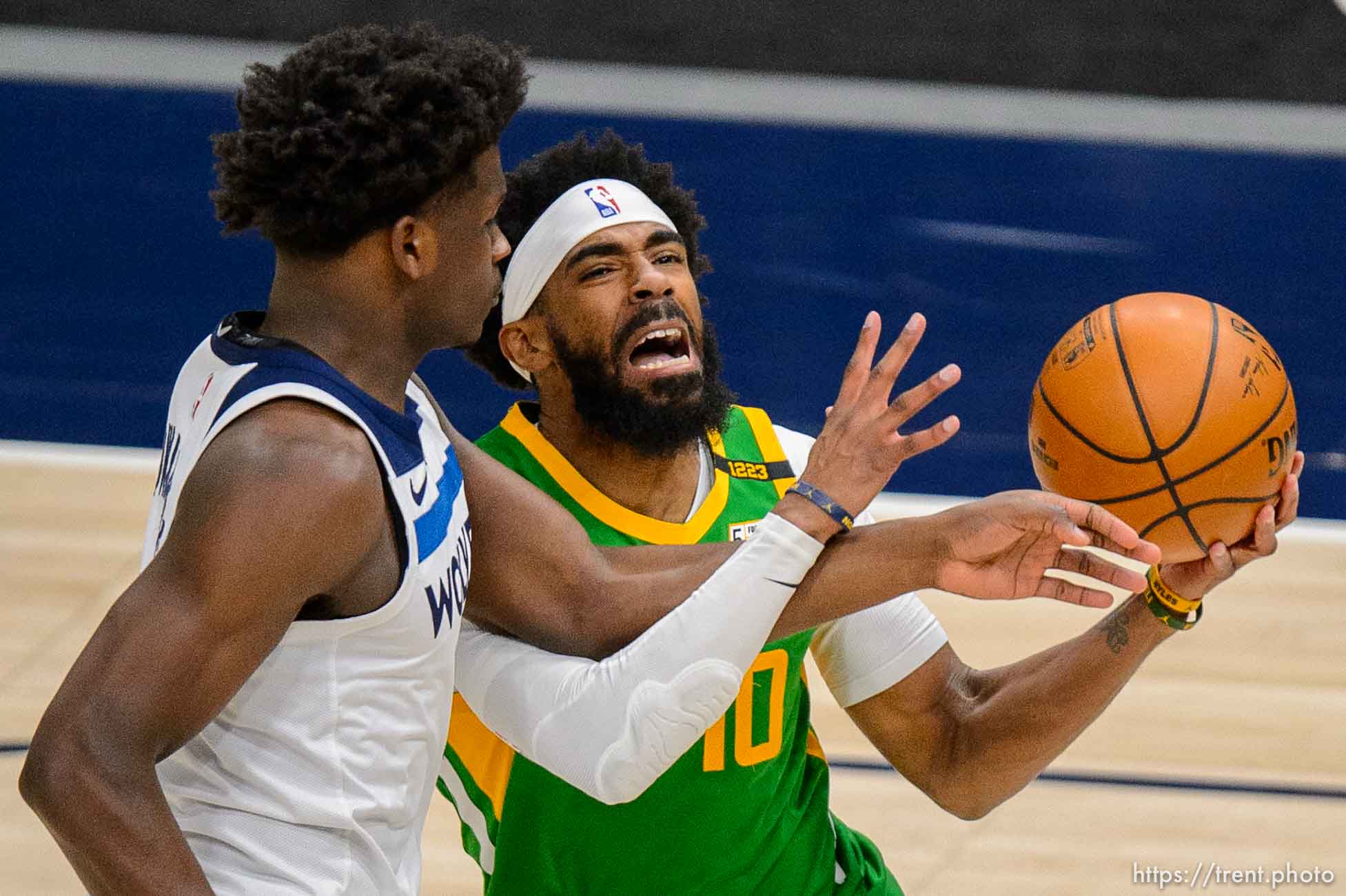 (Trent Nelson  |  The Salt Lake Tribune) Utah Jazz guard Mike Conley (10) as the Utah Jazz host the Minnesota Timberwolves, NBA basketball in Salt Lake City on Saturday, April 24, 2021.