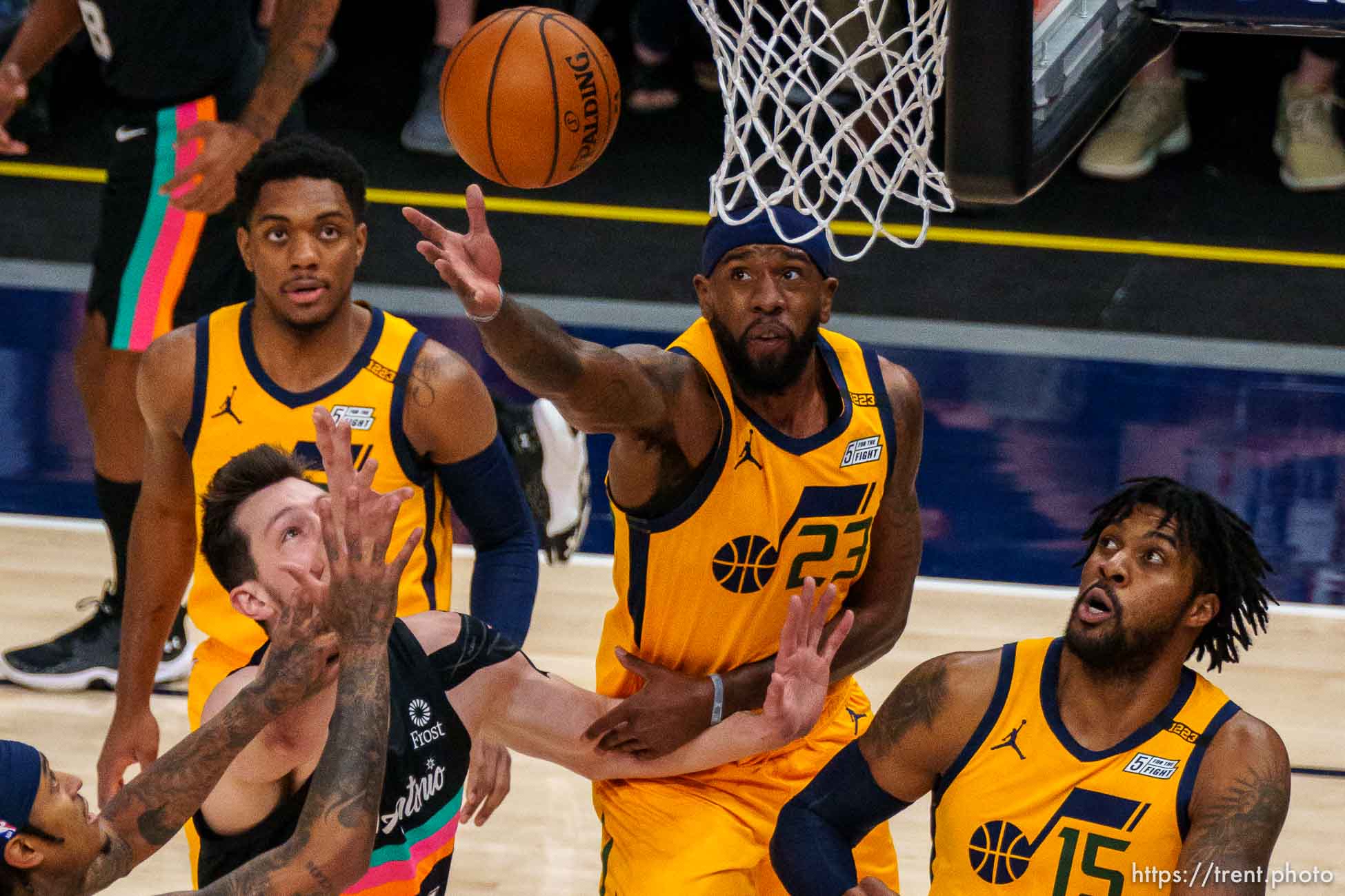 (Trent Nelson  |  The Salt Lake Tribune) Utah Jazz forward Royce O'Neale (23) reaches for the ball as the Utah Jazz host the San Antonio Spurs, NBA basketball in Salt Lake City on Monday, May 3, 2021.