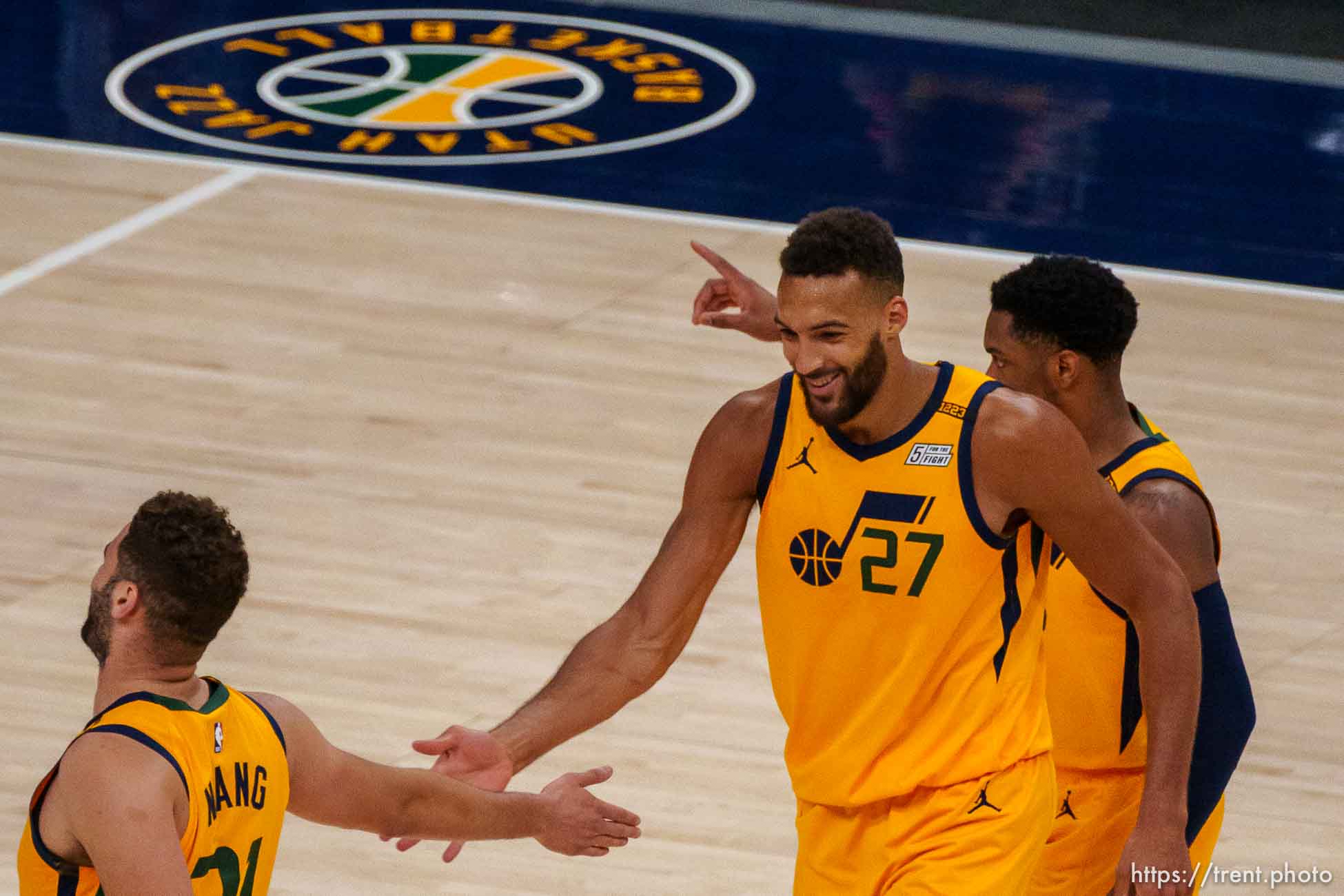 (Trent Nelson  |  The Salt Lake Tribune) Utah Jazz center Rudy Gobert (27) Utah Jazz forward Georges Niang (31) as the Utah Jazz host the San Antonio Spurs, NBA basketball in Salt Lake City on Monday, May 3, 2021.